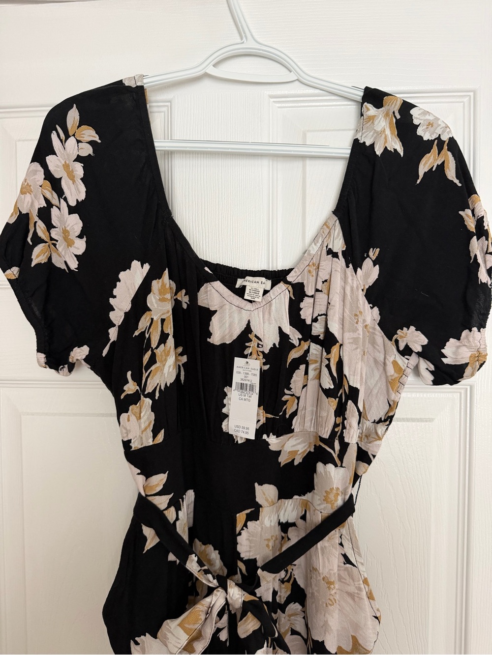 American Eagle Outfitters Black Floral Tie-Waist Wide Leg Jumpsuit
